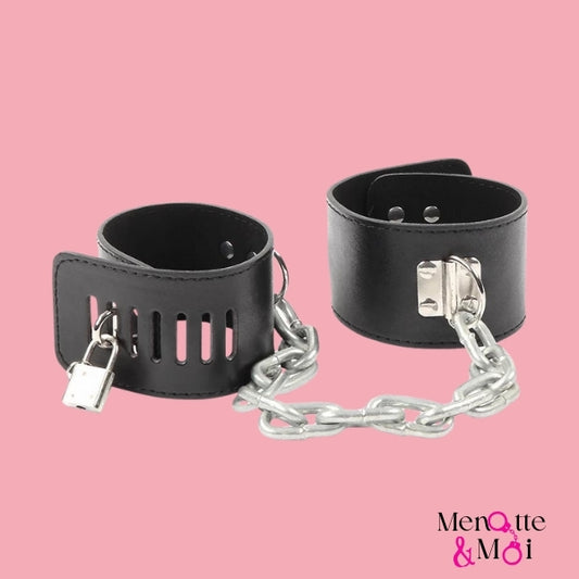 Ensemble de menottes sexy cuirs pour jeux coquins BDSM / Bondage